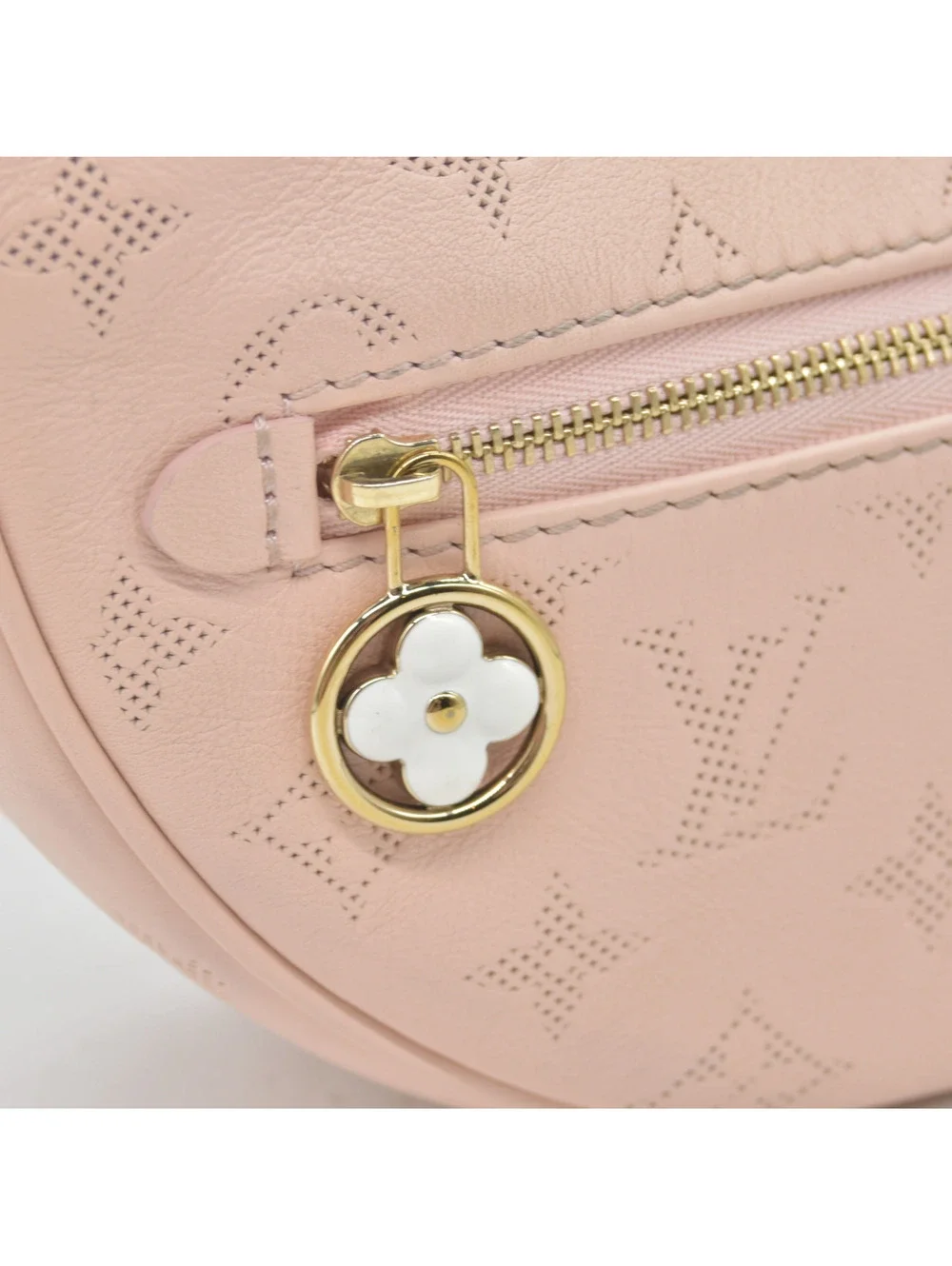 $3000 2024 Louis Vuitton Cruise Perforated Monogram Flower